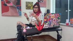 Watch – Secretary Himeros Productions, Lizzy Hartz, evaluates Qween Goddess for Sofa Test