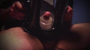 Watch – Fleshlight Quicklaunch milks my cock