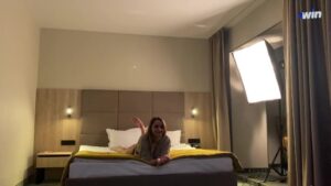 Watch – With talking, sex with a photo model during filming.