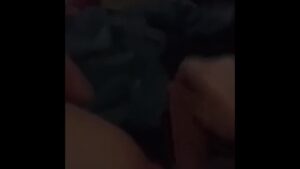 Watch – Pretty trans boy plays with his pussy and cums