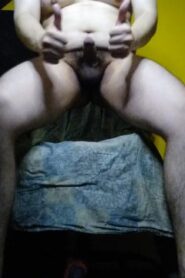 Watch – very hot man masturbates – video 70