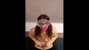 Watch – Scuba Mask and Raincoat Breathplay Masturbation