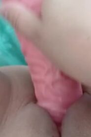 Watch – Jugando con juguete