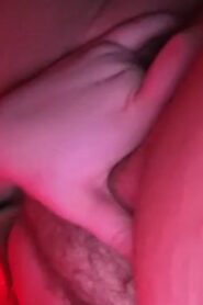 Watch – Playing with my fat pussy