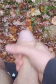 Watch – Teenboy peeing in the Woods and stroking his huge Cock