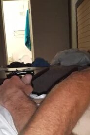 Watch – Me Jacking Off