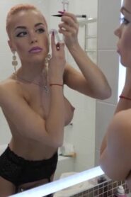 Watch – Depraved gymnast Lara Frost makes herself a make-up before shooting in a porn movie (VIP Onlyfans )