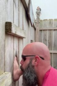 Watch – Thick Dick Bear Feeds me a Load at Outside Gloryhole